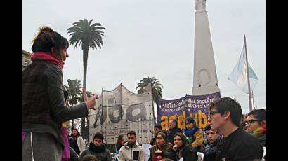 Docentes universitarios a paro de 48 horas