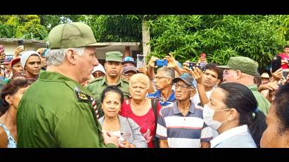 El mandatario cubano reconoció nuevamente la organización y disciplina mostradas por el pueblo granmense