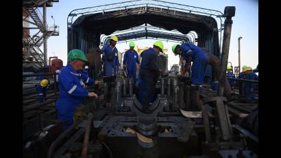 Los trabajadores de la central termoeléctrica Carlos Manuel de Céspedes