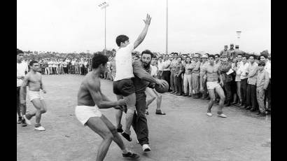 El atleta mayor, el Comandante en Jefe, fue el gran impulsor de un sistema deportivo lleno de glorias y momentos épicos.