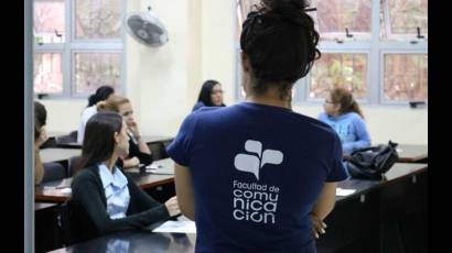 Realizarán en mayo examen de captación a la carrera de periodismo