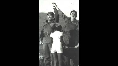 Fidel y Raúl son de los símbolos más íntegros y morales de nuestra Revolución.