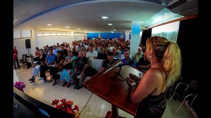 Holguín potencia diálogos económicos e inversionistas