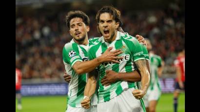 Marc Bartra se vistió de héroe con un doblete