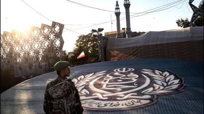 Irán endurece su postura frente a EE. UU., pero mantiene abierta la diplomacia
