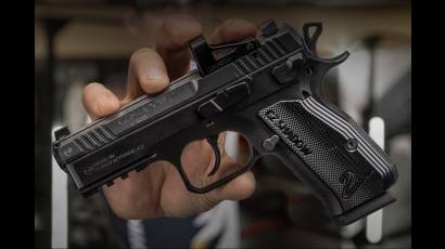 Estados Unidos permitirá la venta de pistolas a jóvenes