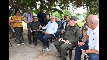 Presidente de Cuba chequea sistema de abasto de agua en La Habana