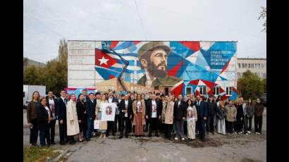 La obra no solo rinde homenaje al Comandante en Jefe, sino que reafirma la amistad histórica entre Cuba y Rusia.