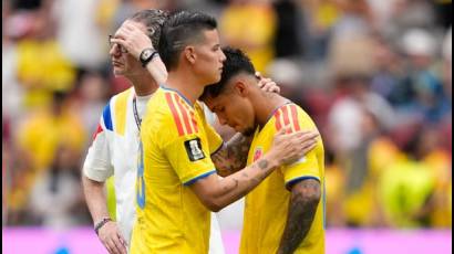 JAMES COLOMBIA.jpg