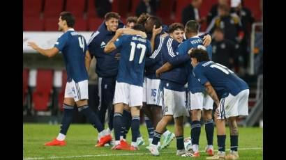 EQUIPO GRECIA.jpg