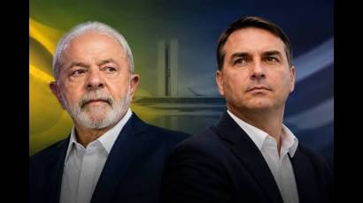 Lula y Flávio Bolsonaro