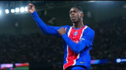 Dembelé en Etihad.jpg