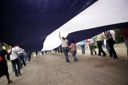 El pueblo hondureño repudia a los golpistas