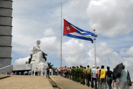 El pueblo de Ciudad de La Habana rinde tributo a Almeida