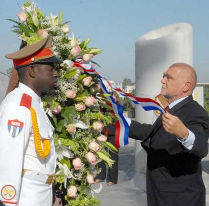 Presidente de Croacia Stjepan Mesic visitó el Memorial José Martí