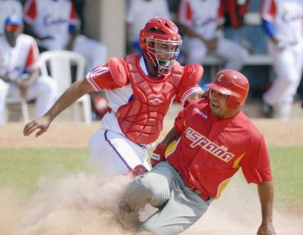 Comienza la muerte súbita en Copa Mundial de béisbol