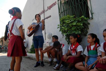 Festejos por el quinto aniversario de la creación de la Brigada de Instructores de Arte José Martí