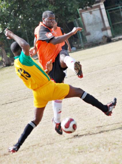 Villa Clara frenó a La Habana y manda en el grupo B del Campeonato Nacional del fútbol 