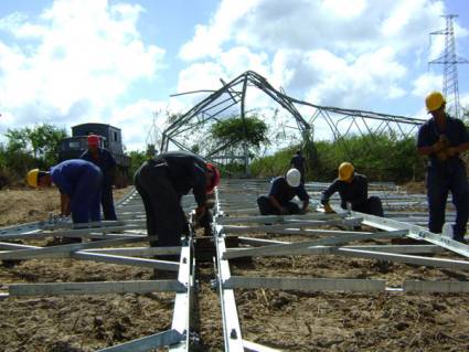 Los trabajadores de la ECIE reconstruyeron la primera etapa de la línea de doble circuito 