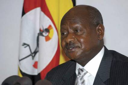 General Yoweri Kaguta Museveni, Presidente de Uganda