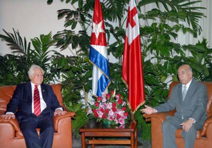 Machado Ventura conversa con Primer Ministro de Tonga