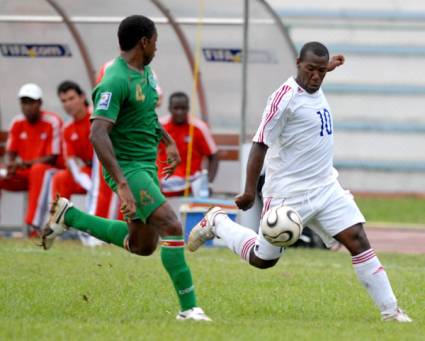 Roberto Linares mejor futbolista cubano del año.