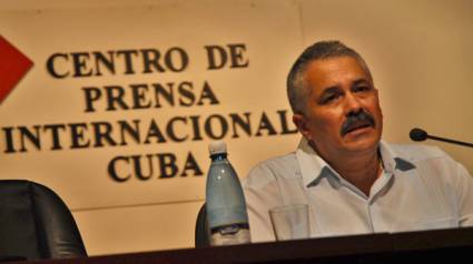 Emigrados cubanos en defensa de la soberanía nacional