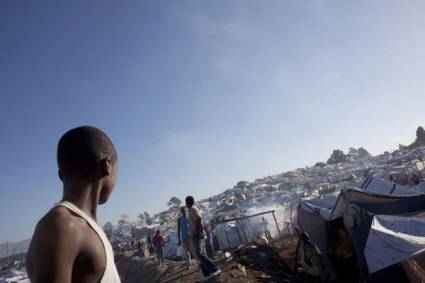 Campamento de damnificados tras terremoto en Haití
