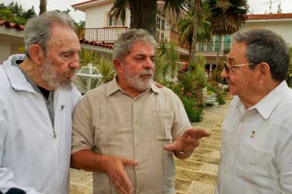 Fidel, Lula y Raúl