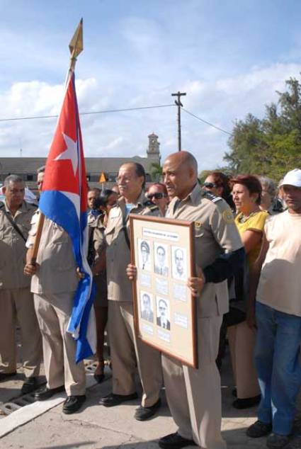 Homenaje a los mártires de La Coubre