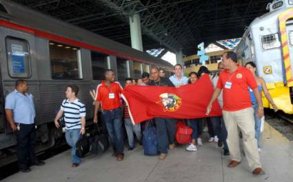 Representantes de Guantánamo y Santiago de Cuba al IX Congreso