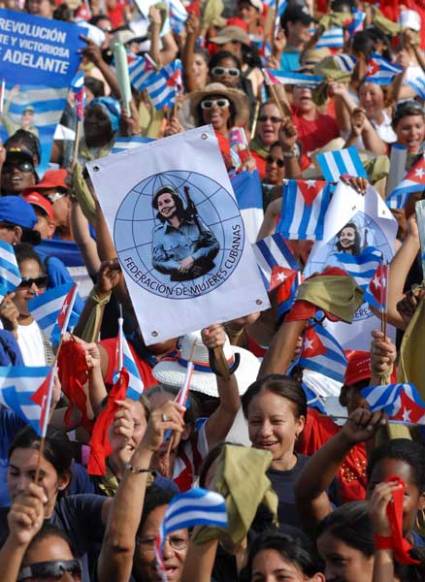 Las mujeres cubanas en el Primero de Mayo
