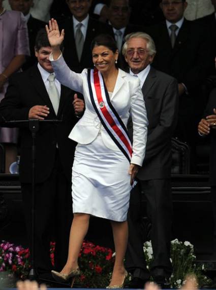 Laura Chinchilla asumió la presidencia de Costa Rica