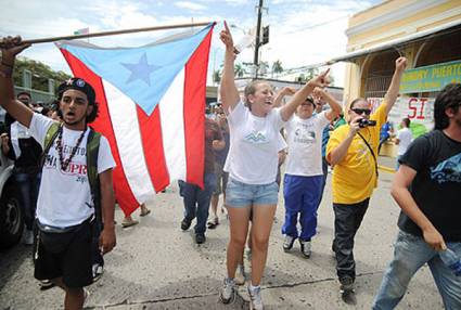 Universitarios puertorriqueños siguen en paro