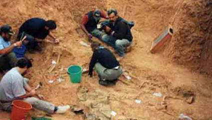 Exhumación de los restos del Che