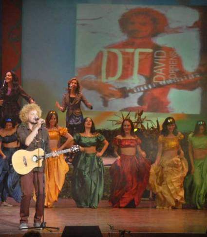 David Torrens en la gala de premiaciones de Cubadisco 2010