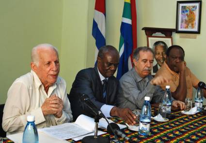 Miembros del cuerpo diplomático africano en Cuba 
