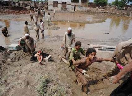 Graves inundaciones en Paquistán