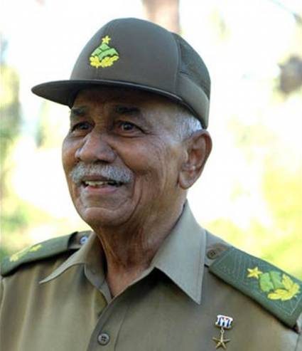 Comandante de la Revolución Juan Almeida Bosque