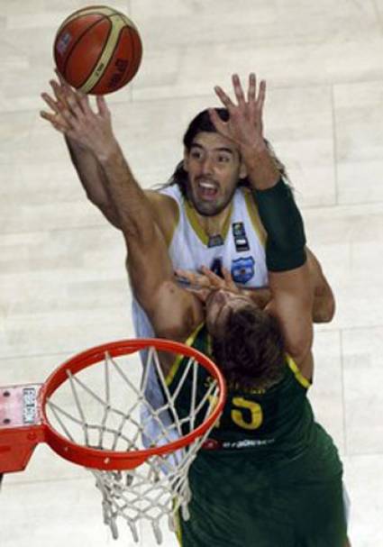 Luis Scola