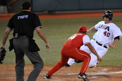 Estados Unidos derrota a Cuba 4-1 en Premundial de béisbol