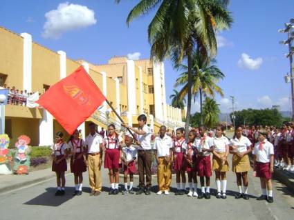 Abanderamiento de delegaciones a congreso pioneril