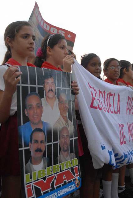 Jóvenes por los Cinco