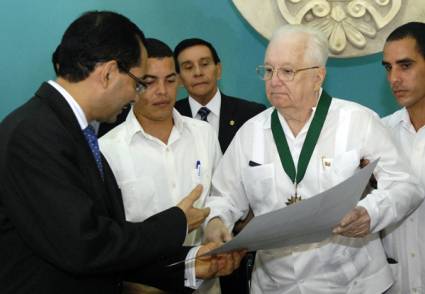Armando Hart