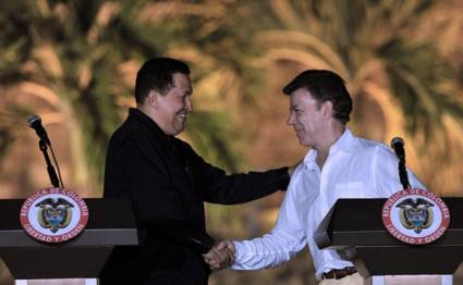 Hugo Chácez y Juan Manuel Santos