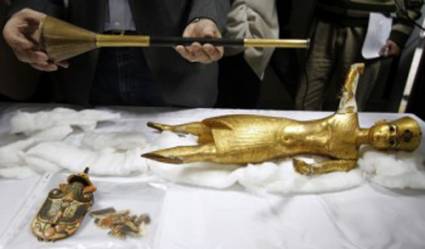 Cuatro piezas del ajuar funerario de Tutankamón
