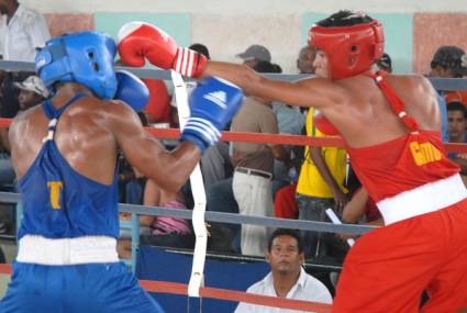 Torneo boxístico de la IV Olimpiada Nacional Juvenil