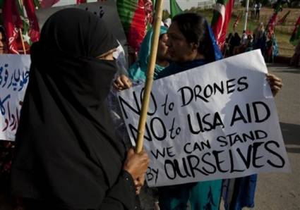 Paquistaníes exigieron el cese de los bombardeos