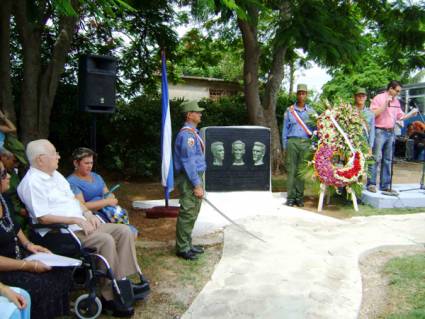 Aniversario 82 del natalicio de Enrique Hart Dávalos