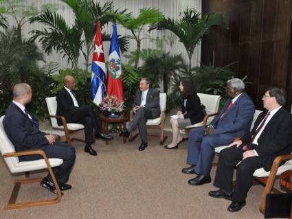 Recibe Raúl al Presidente de Haití
